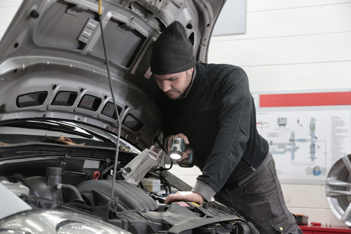 Car Detailing in Richmond Hill, GA: Mobile Detailing That Comes to You 1 Car detailing service in Richmond Hill GA near Savannah - Lux Detailer mobile detailing
