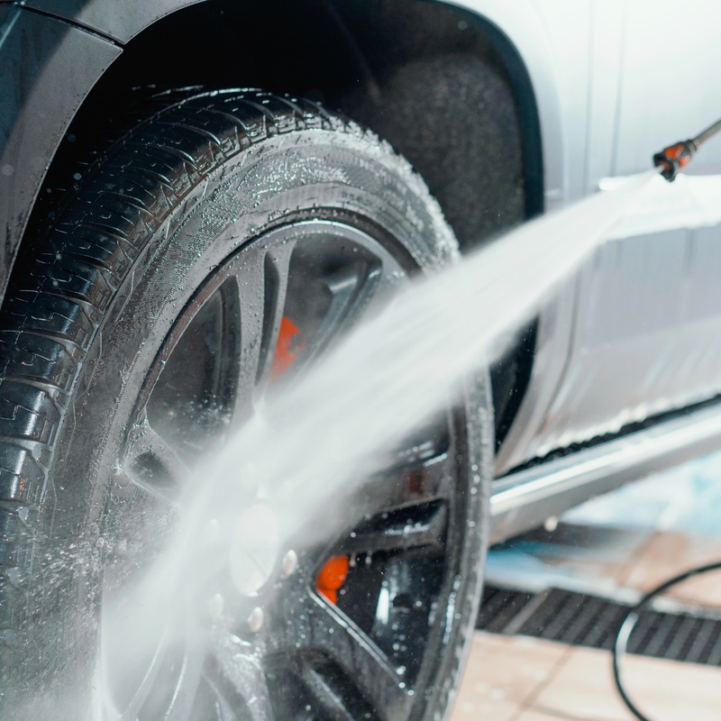 Professional car detailing by Lux Detailer