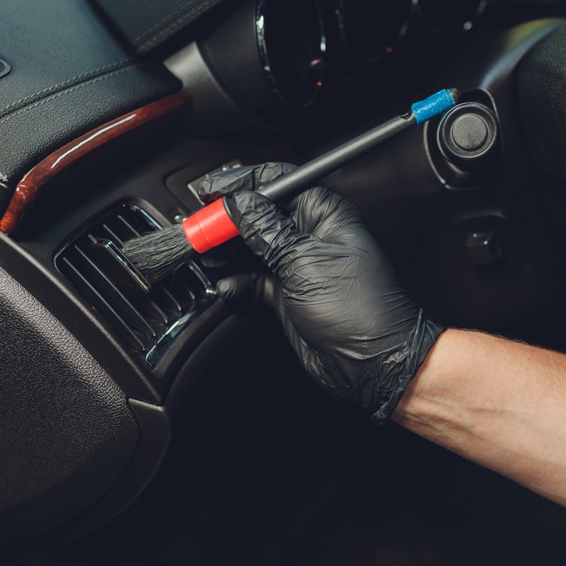 Biohazard cleaning and decontamination process by Lux Detailer
