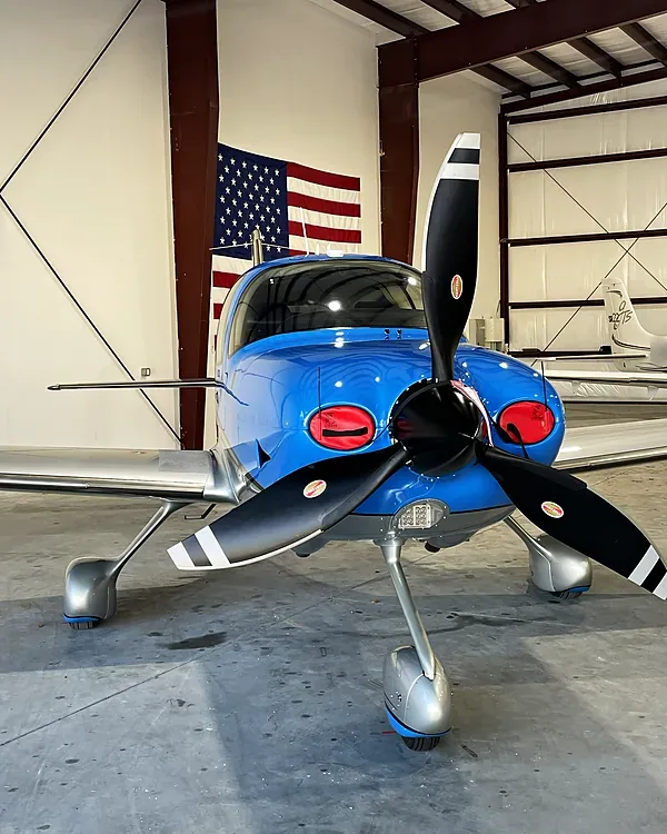 Cirrus SR22 aircraft detailing by Lux Detailer, mobile detailing in the Lowcountry: Hilton Head, Bluffton, Beaufort & Savannah