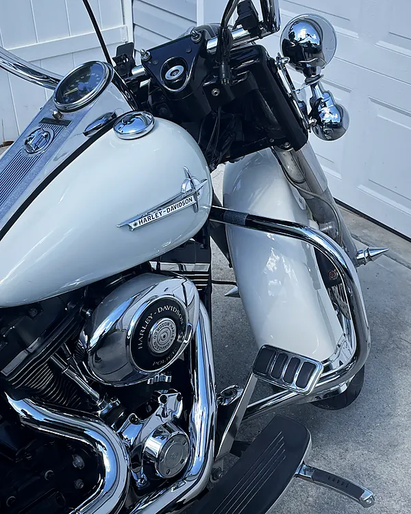 Harley-Davidson Touring motorcycle detailing by Lux Detailer, mobile detailing in the Lowcountry: Hilton Head, Bluffton, Beaufort & Savannah