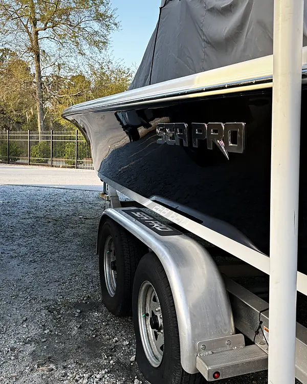 Sea Pro Center Console boat detailing by Lux Detailer, mobile detailing in Bluffton, SC