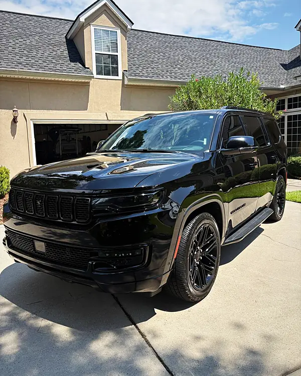 Jeep Wagoneer ceramic coating by Lux Detailer, mobile detailing in Richmond Hill, GA
