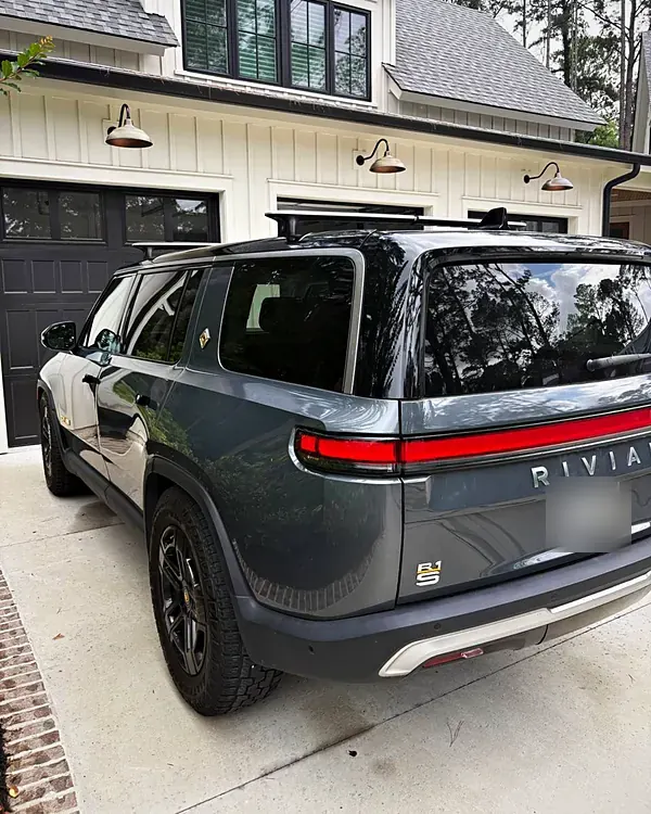 Rivian R1S exterior detailing by Lux Detailer, mobile detailing in Savannah, GA